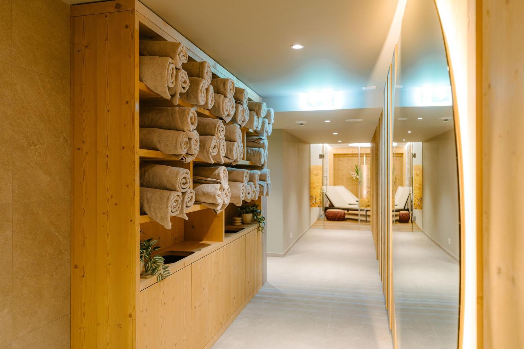 Seven Alpina Boutique Hotel Klosters Exterior photo